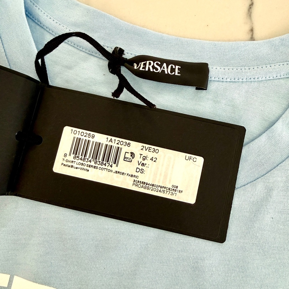 Versace Safety Pin Logo T Shirt - Picture 5 of 7